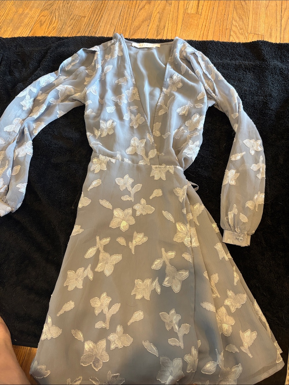 Astr Light Gray Floral Wrap Long-Sleeve Dress